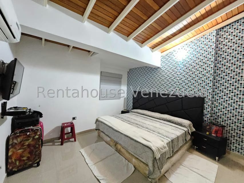 Casa (Duplex) en Venta en Barrio Sucre, Aragua - 28