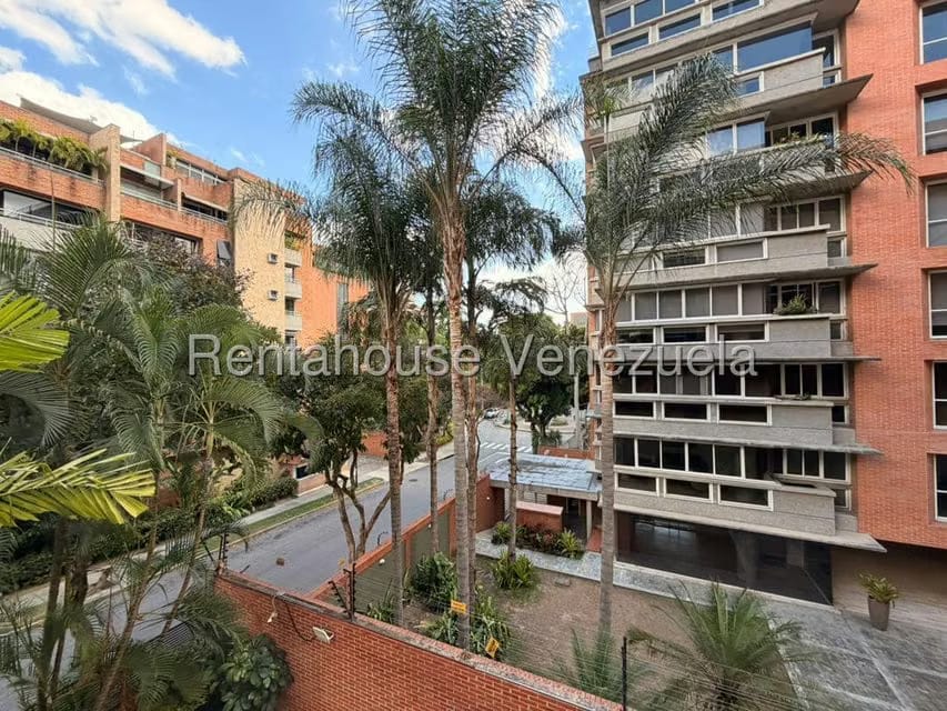 Apartamento (1 Nivel) en Alquiler en Campo Alegre, Distrito Metropolitano - 15