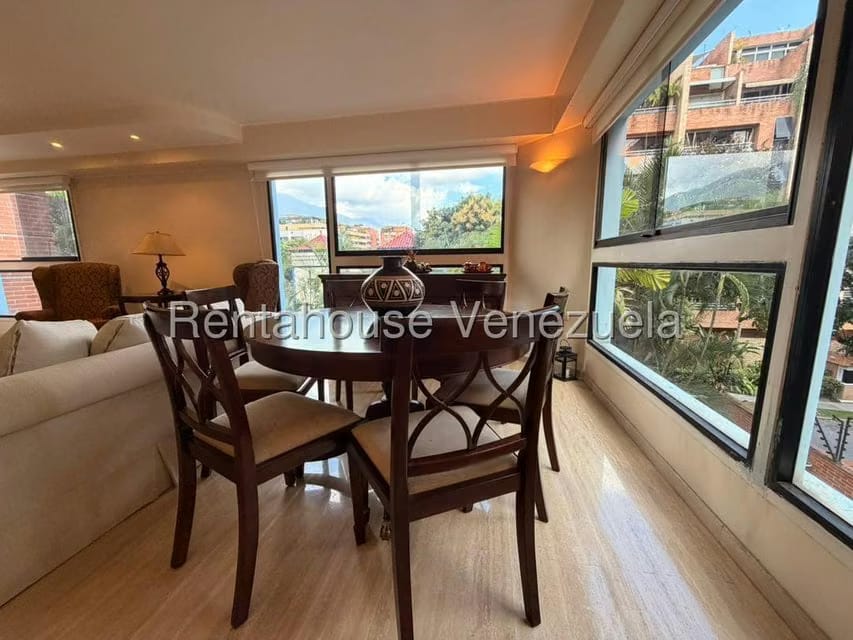 Apartamento (1 Nivel) en Alquiler en Campo Alegre, Distrito Metropolitano - 5