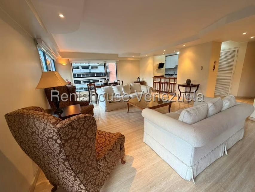 Apartamento (1 Nivel) en Alquiler en Campo Alegre, Distrito Metropolitano - 6