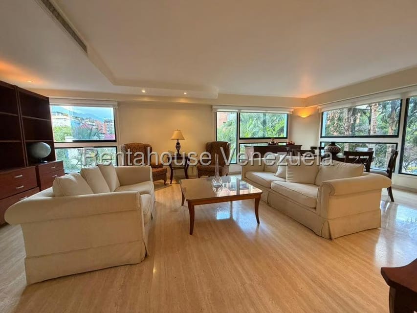 Apartamento (1 Nivel) en Alquiler en Campo Alegre, Distrito Metropolitano - 7