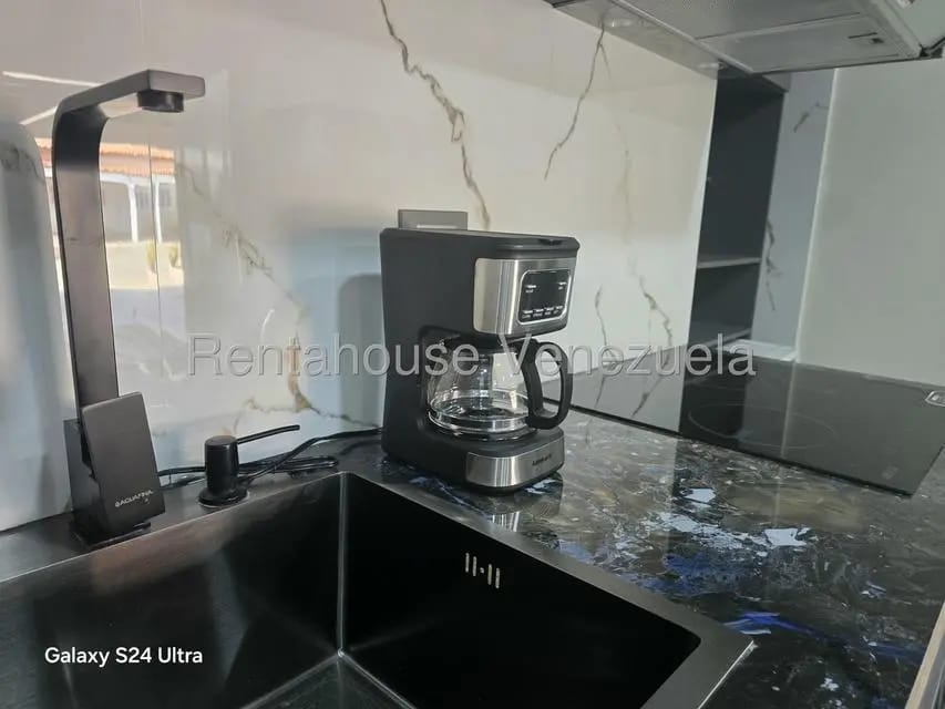 Apartamento (1 Nivel) en Venta en Intercomunal, Zulia - 7