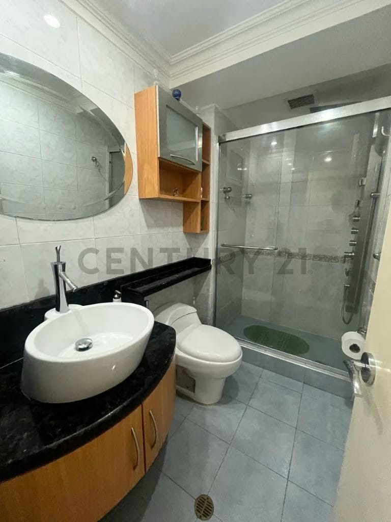 Apartamento Remodelado en La Boyera 127mts2 3ha / 3 ba / 2 pe - 9