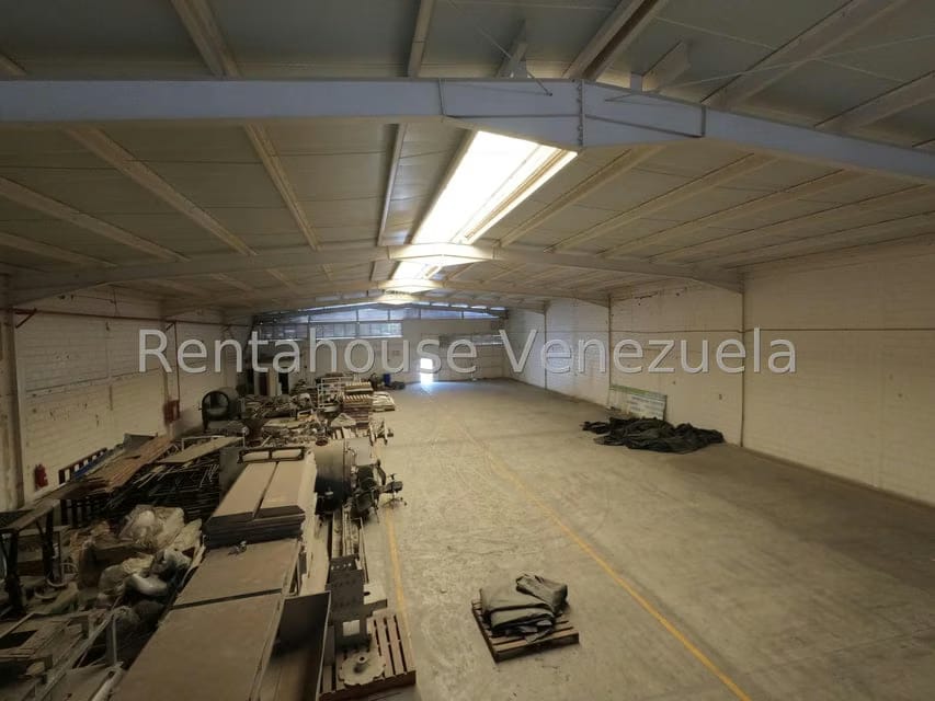Comercial (Galpon - Deposito) en Venta en Zona Industrial 2, Lara - 11