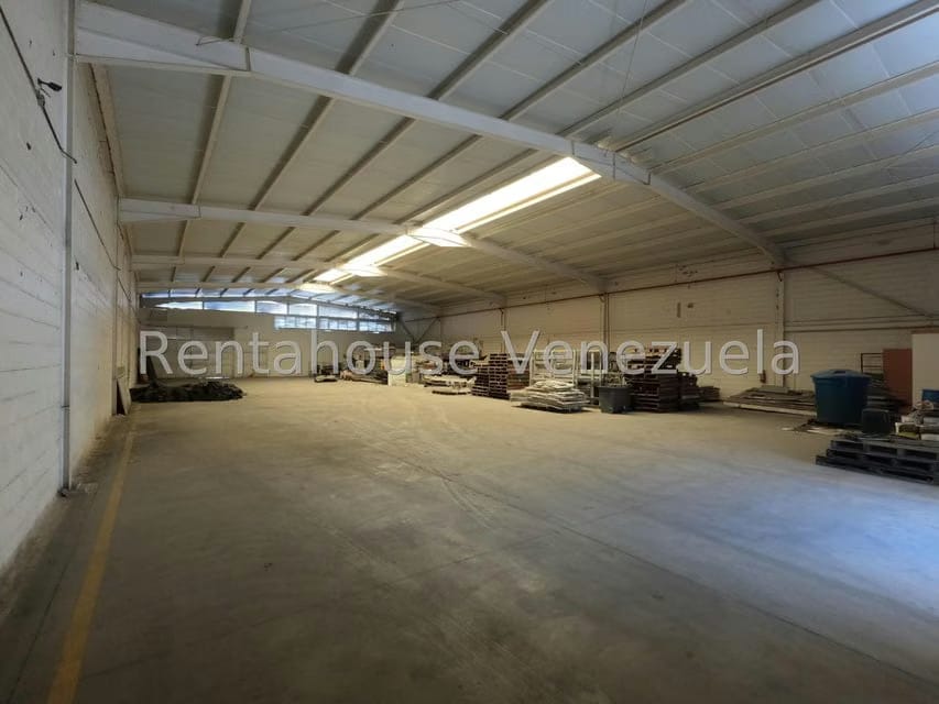 Comercial (Galpon - Deposito) en Venta en Zona Industrial 2, Lara - 3