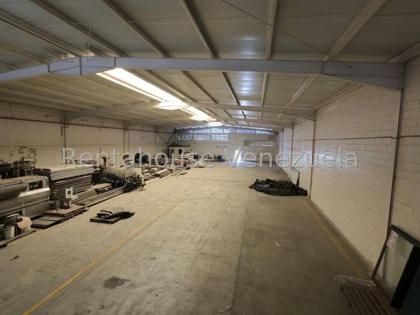 Comercial (Galpon - Deposito) en Venta en Zona Industrial 2, Lara - 10