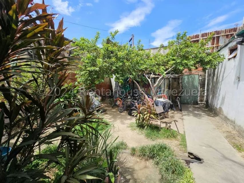 Terreno (Comercial) en Venta en Zona Centro, Aragua - 16