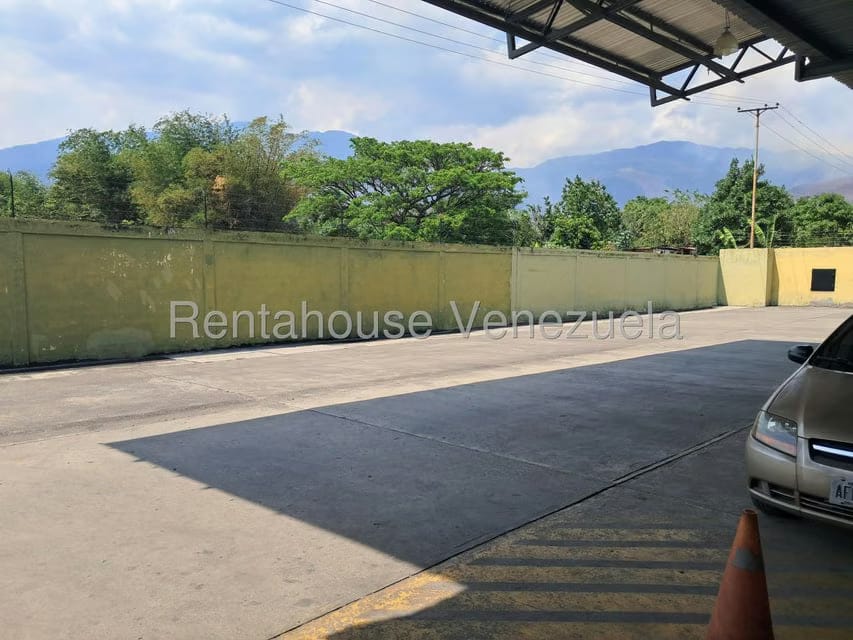 Comercial (Galpon - Deposito) en Venta en Valle Arriba, Miranda - 12