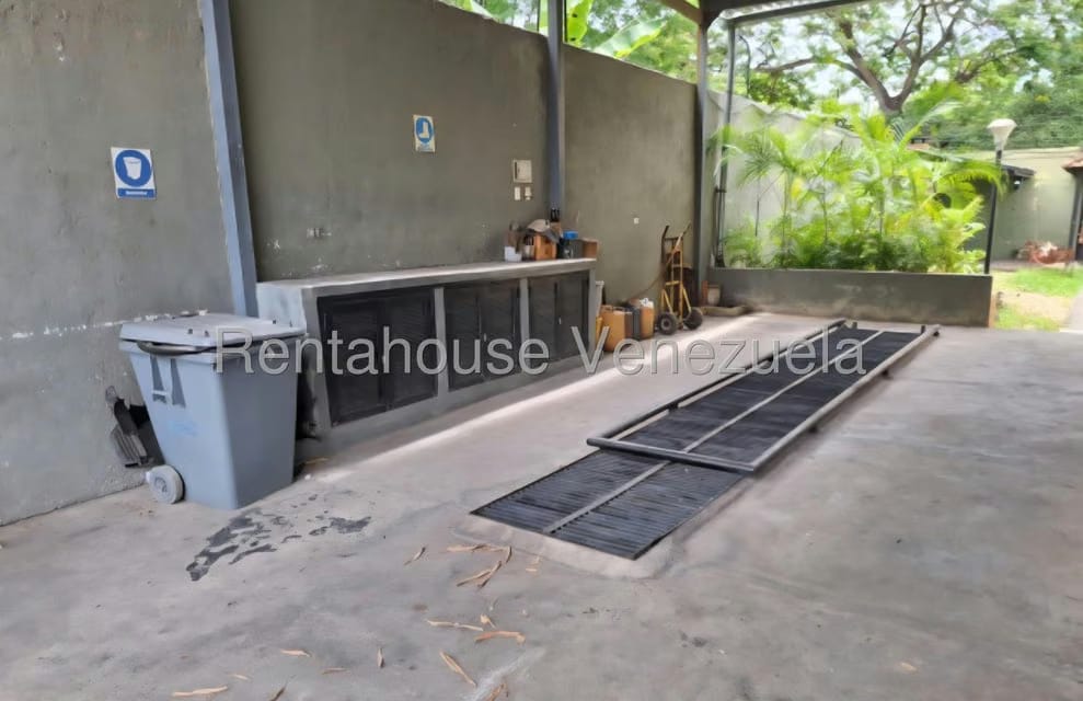 Comercial (Galpon - Deposito) en Venta en Valle Arriba, Miranda - 21