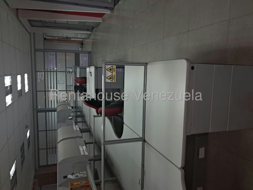 Comercial (Galpon - Deposito) en Venta en Valle Arriba, Miranda - 27
