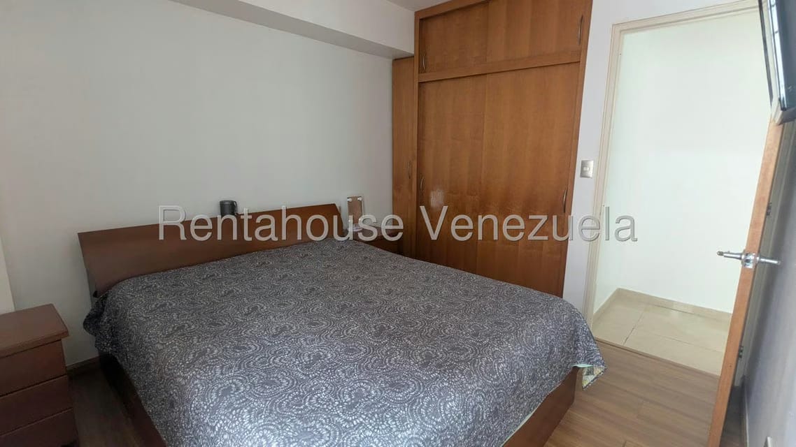 Apartamento (1 Nivel) en Venta en Miravila, Distrito Metropolitano - 12