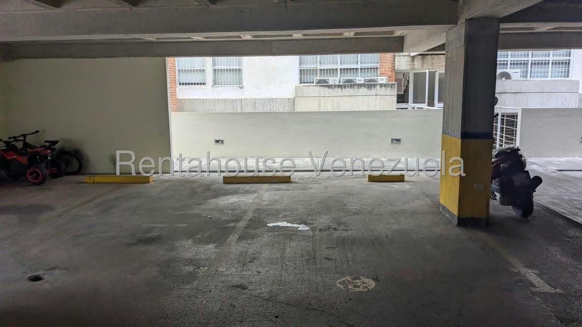 Apartamento (1 Nivel) en Venta en Miravila, Distrito Metropolitano - 19