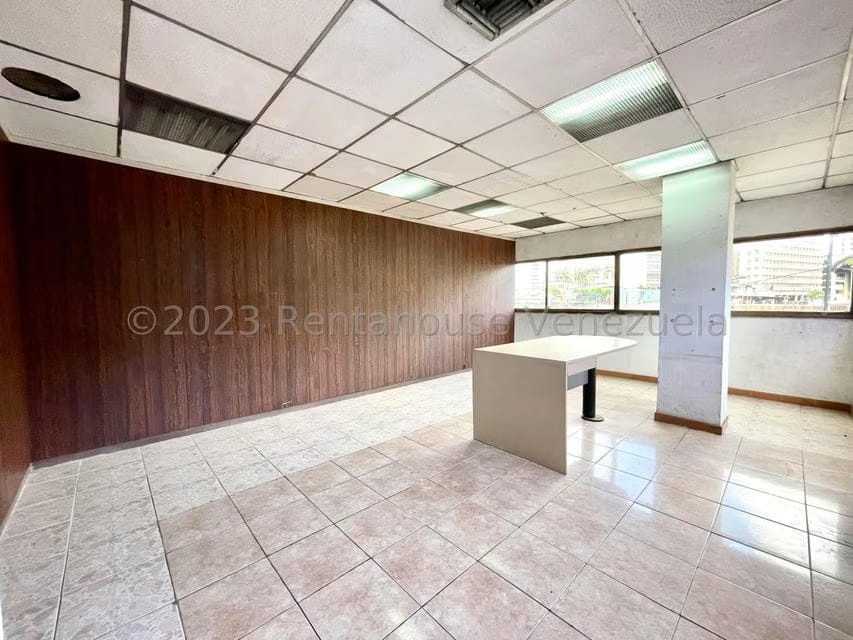 Comercial (Edificio) en Venta en Colinas de Bello Monte, Distrito Metropolitano - 15
