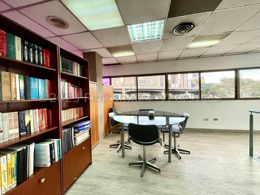 Comercial (Edificio) en Venta en Colinas de Bello Monte, Distrito Metropolitano - 26