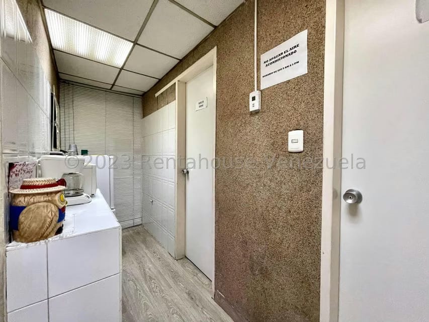 Comercial (Edificio) en Venta en Colinas de Bello Monte, Distrito Metropolitano - 30