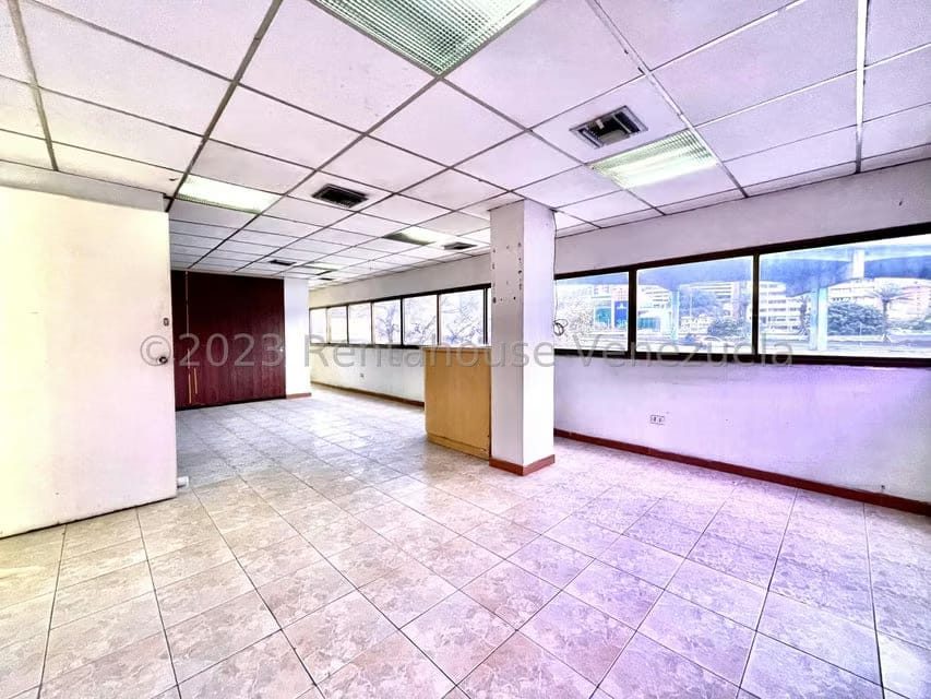 Comercial (Edificio) en Venta en Colinas de Bello Monte, Distrito Metropolitano - 10