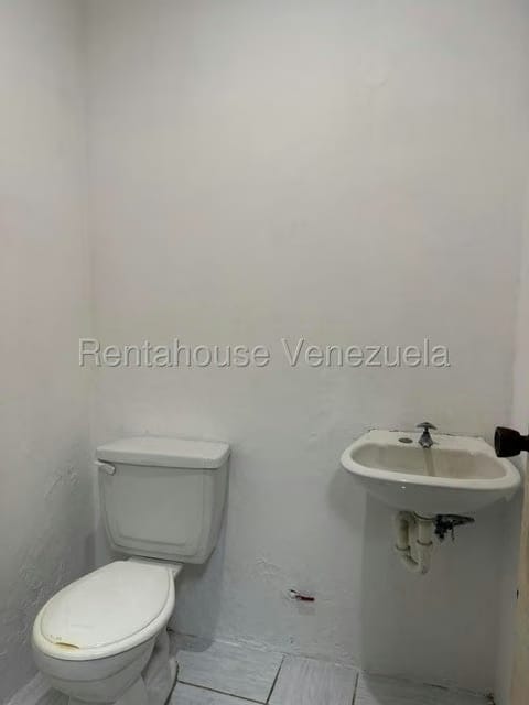 Comercial (Local Comercial) en Venta en Parque Carabobo, Distrito Metropolitano - 9