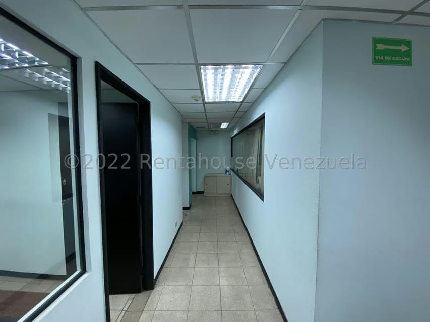 Comercial (Galpon - Deposito) en Venta en Las Acacias, Distrito Metropolitano - 11