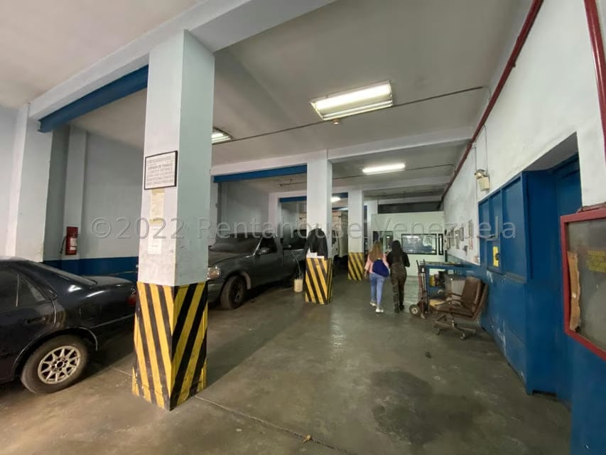 Comercial (Galpon - Deposito) en Venta en Las Acacias, Distrito Metropolitano - 3