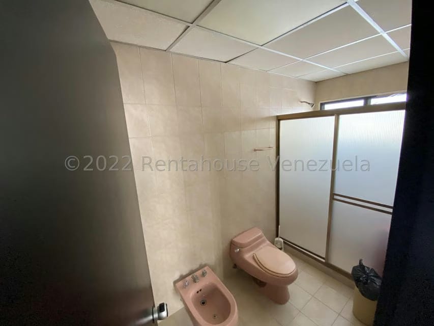 Comercial (Galpon - Deposito) en Venta en Las Acacias, Distrito Metropolitano - 9