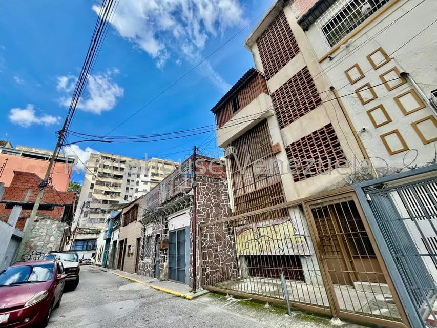 Comercial (Edificio) en Venta en Parroquia San Jose, Distrito Metropolitano - 24