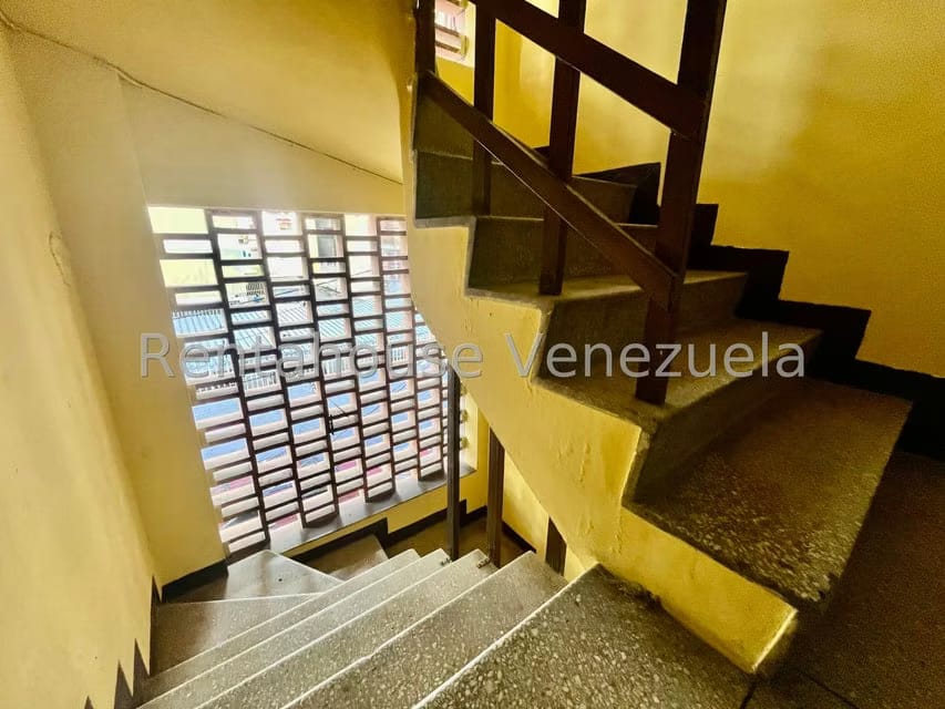 Comercial (Edificio) en Venta en Parroquia San Jose, Distrito Metropolitano - 4
