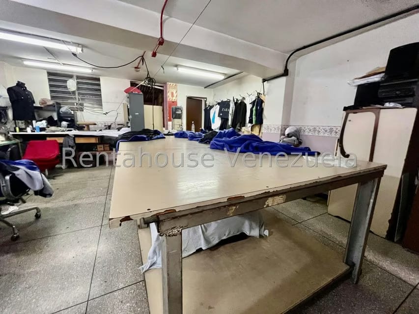 Comercial (Edificio) en Venta en Parroquia San Jose, Distrito Metropolitano - 8