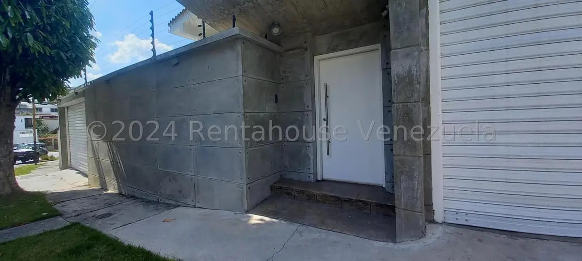 Casa (Multipes Niveles) en Venta en Los Castores, Miranda