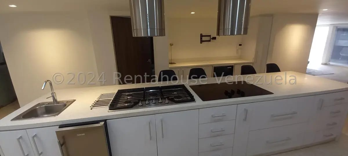 Casa (Multipes Niveles) en Venta en Los Castores, Miranda - 12