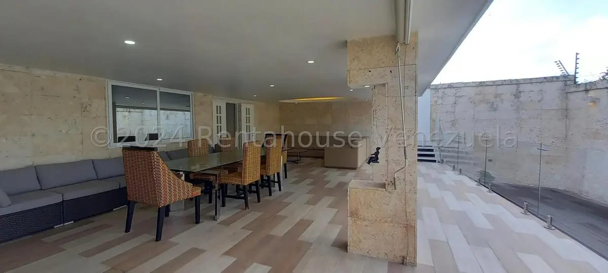 Casa (Multipes Niveles) en Venta en Los Castores, Miranda - 15