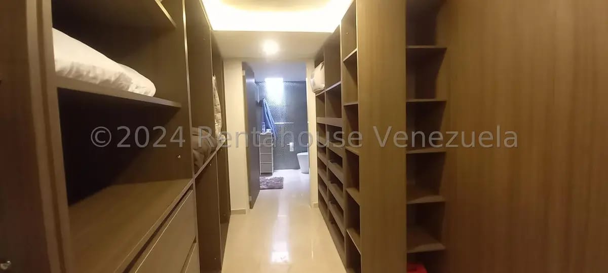Casa (Multipes Niveles) en Venta en Los Castores, Miranda - 25