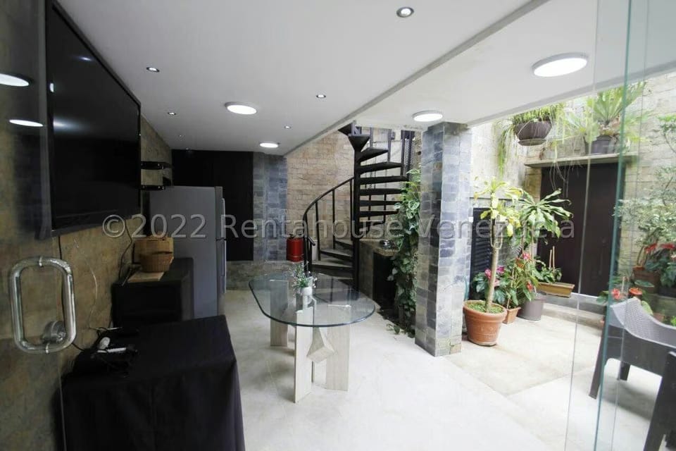 Casa (1 Nivel) en Venta en Lomas de La Lagunita, Distrito Metropolitano - 12