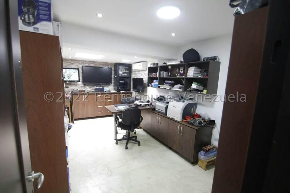 Casa (1 Nivel) en Venta en Lomas de La Lagunita, Distrito Metropolitano - 25