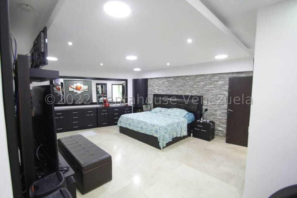 Casa (1 Nivel) en Venta en Lomas de La Lagunita, Distrito Metropolitano - 27