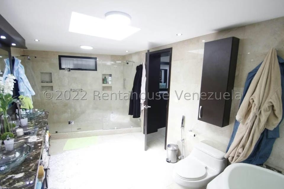 Casa (1 Nivel) en Venta en Lomas de La Lagunita, Distrito Metropolitano - 31