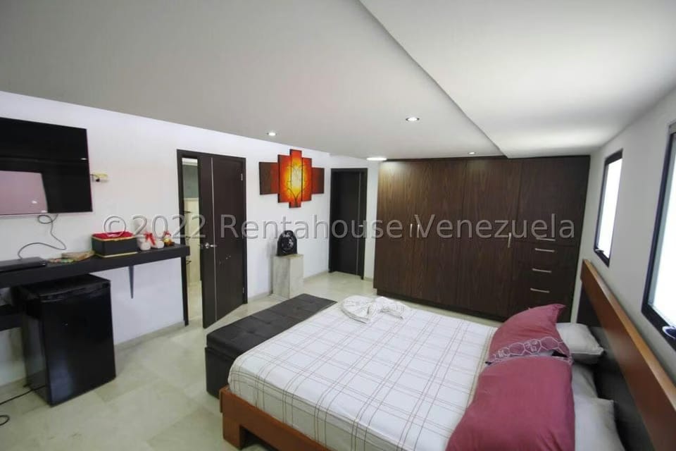 Casa (1 Nivel) en Venta en Lomas de La Lagunita, Distrito Metropolitano - 41