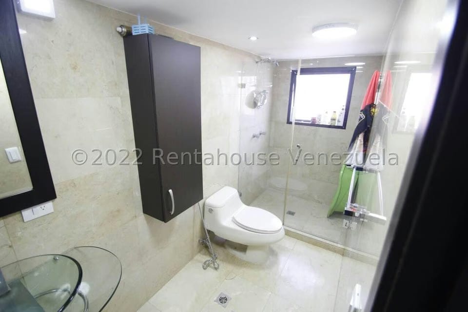 Casa (1 Nivel) en Venta en Lomas de La Lagunita, Distrito Metropolitano - 42