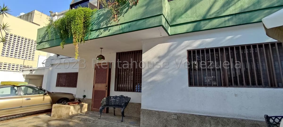 Comercial (Oficina) en Alquiler en Colinas de Bello Monte, Distrito Metropolitano