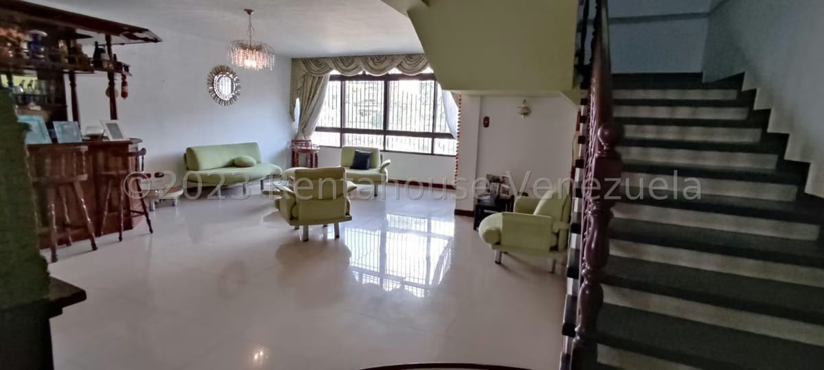 Comercial (Oficina) en Alquiler en Colinas de Bello Monte, Distrito Metropolitano - 8