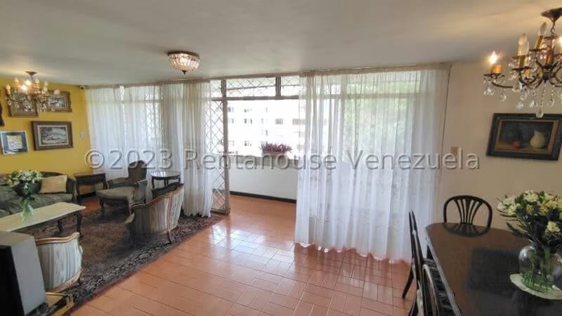 APARTAMENTO EN VENTA SELENE MARIN MLS#24-296 - 2