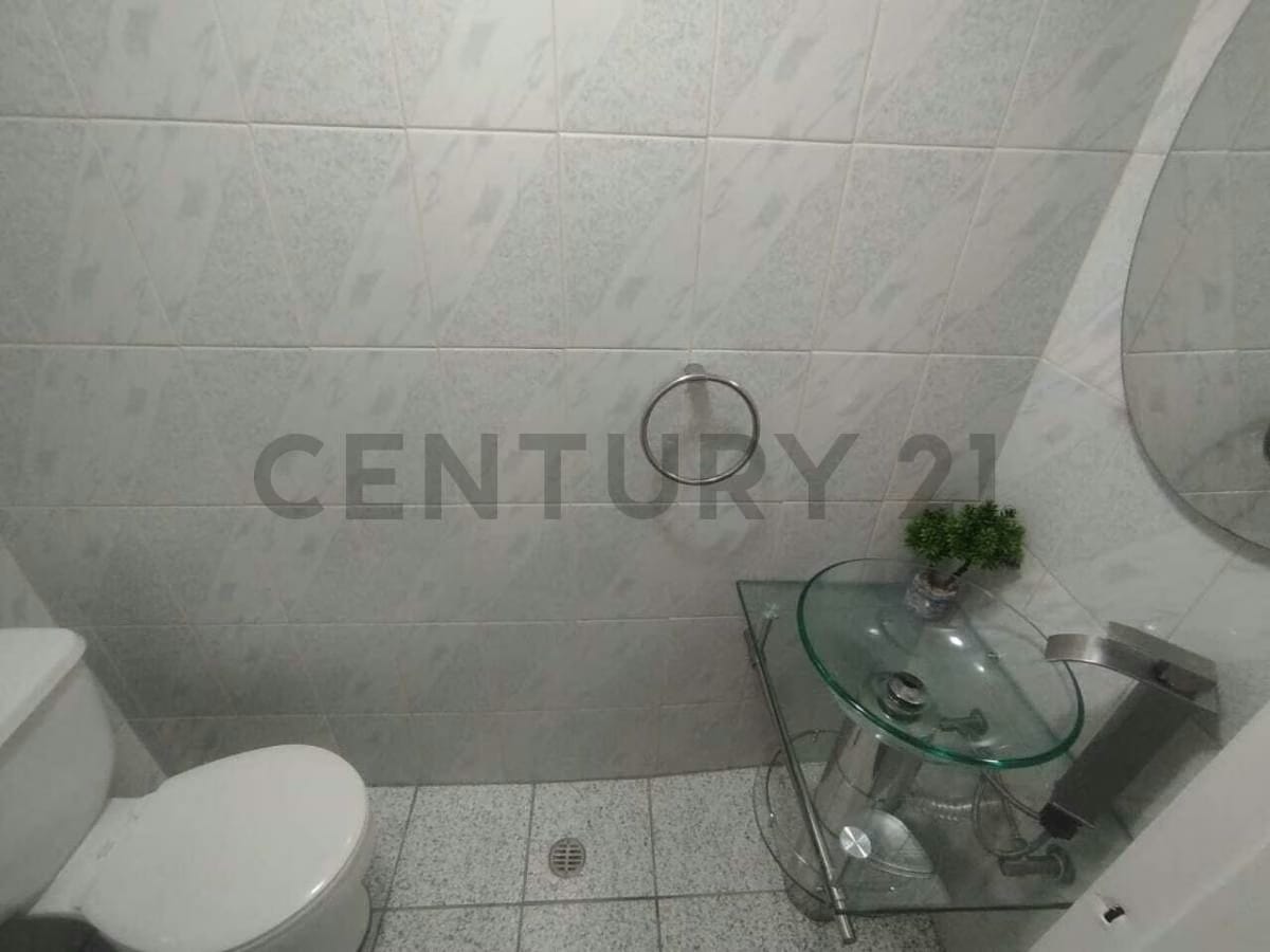 Apartamento en Alquiler Santa Rosa de Lima - 13