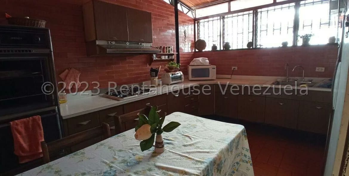 CASA EN VENTA-SELENE MARIN NOBREGA- MLS#24-868 - 3