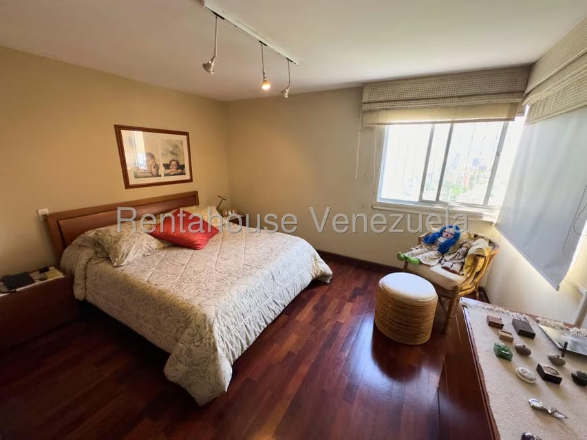 Apartamento (1 Nivel) en Venta en Colinas de Bello Monte, Distrito Metropolitano - 9