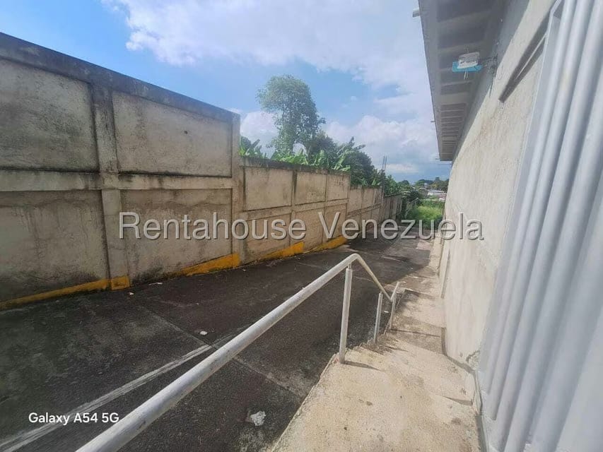 Comercial (Edificio) en Venta en Jose Antonio Paez, Merida - 2