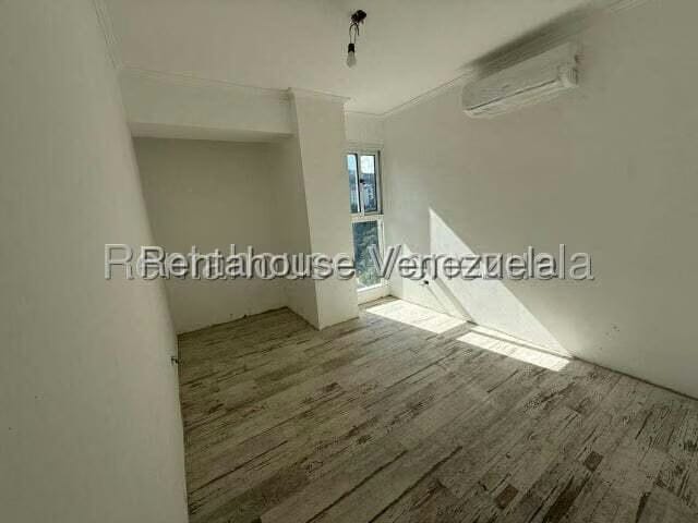 Apartamento (Duplex) en Venta en Manzanares, Distrito Metropolitano - 23