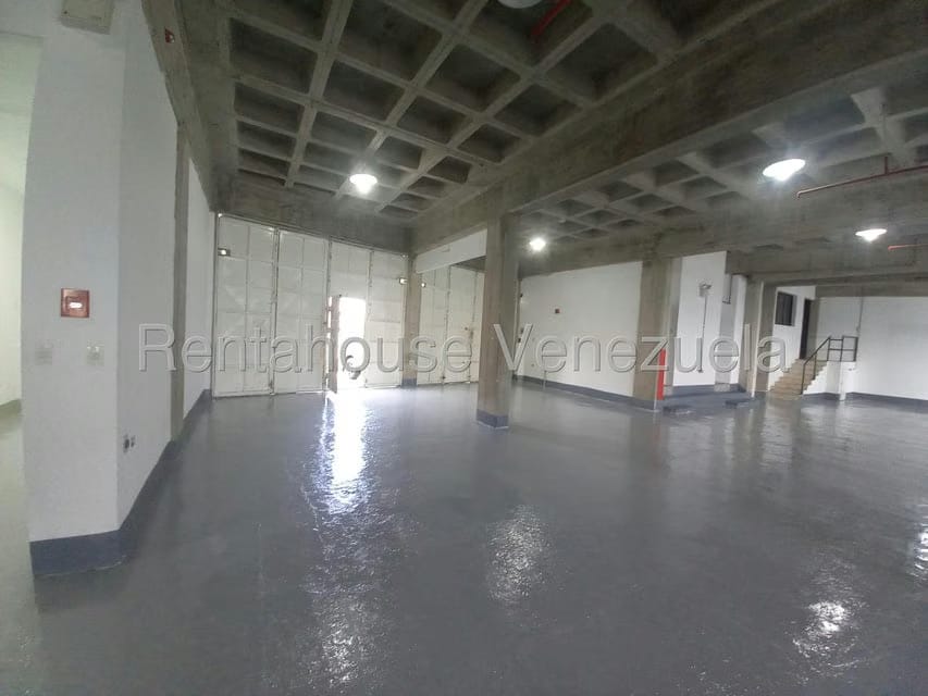 Comercial (Galpon - Deposito) en Alquiler en Mariche, Distrito Metropolitano - 2