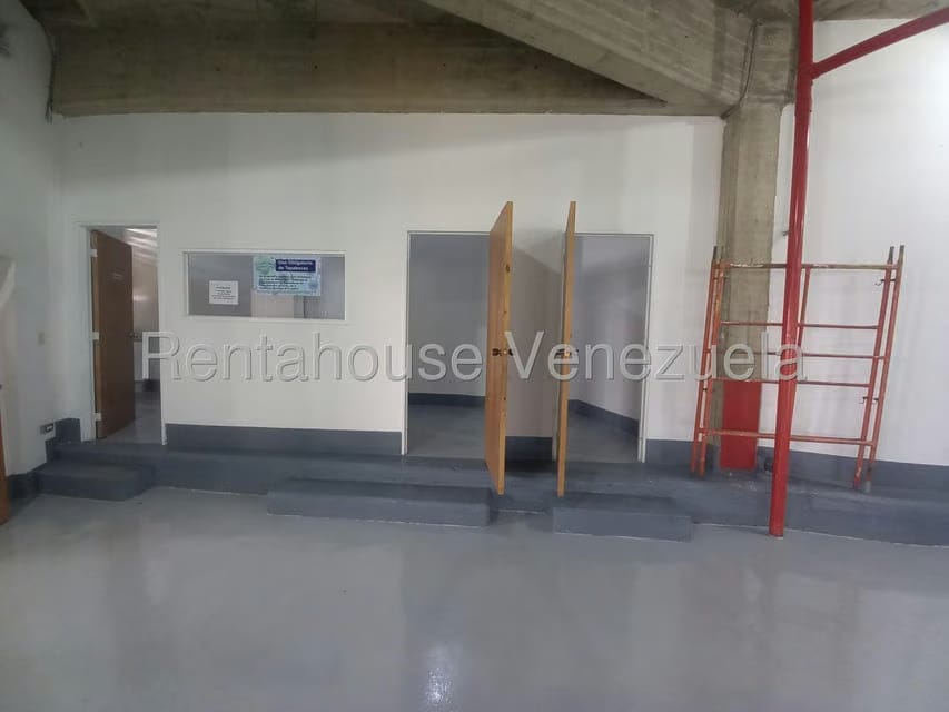 Comercial (Galpon - Deposito) en Alquiler en Mariche, Distrito Metropolitano - 9