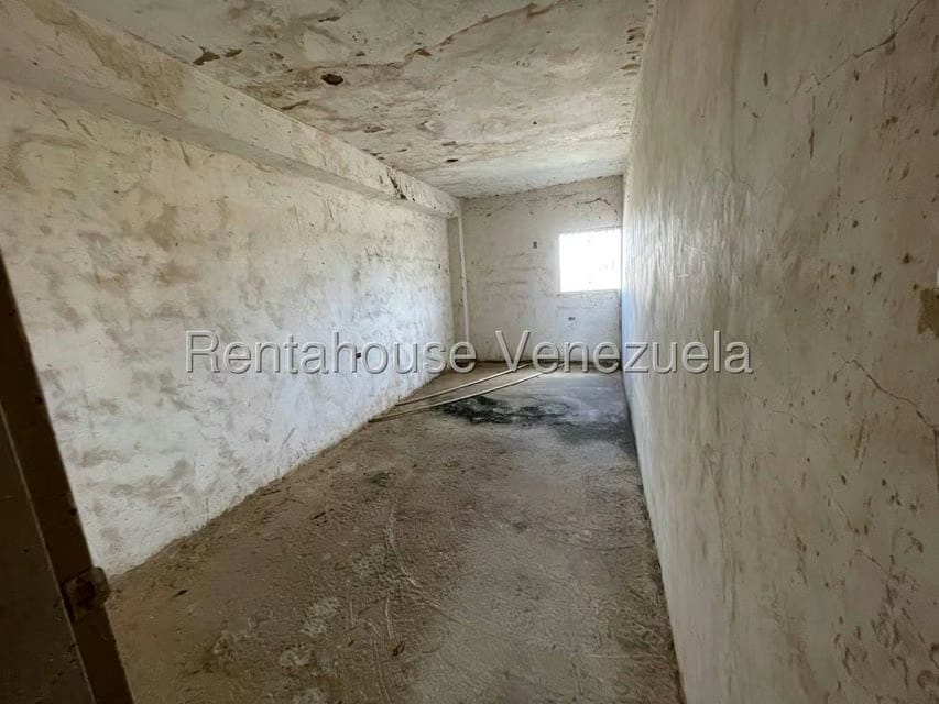 Comercial (Local Comercial) en Venta en Avenida Intercomunal, Zulia - 12