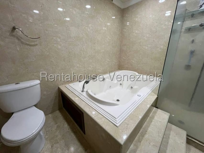 Apartamento (Duplex) en Venta en Zona Centro, Aragua - 21