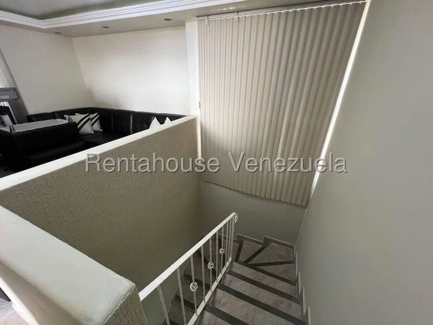 Apartamento (Duplex) en Venta en Zona Centro, Aragua - 40